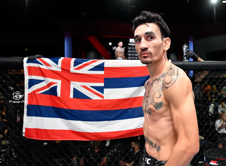 Read more about the article The Untold Story of Max Holloway